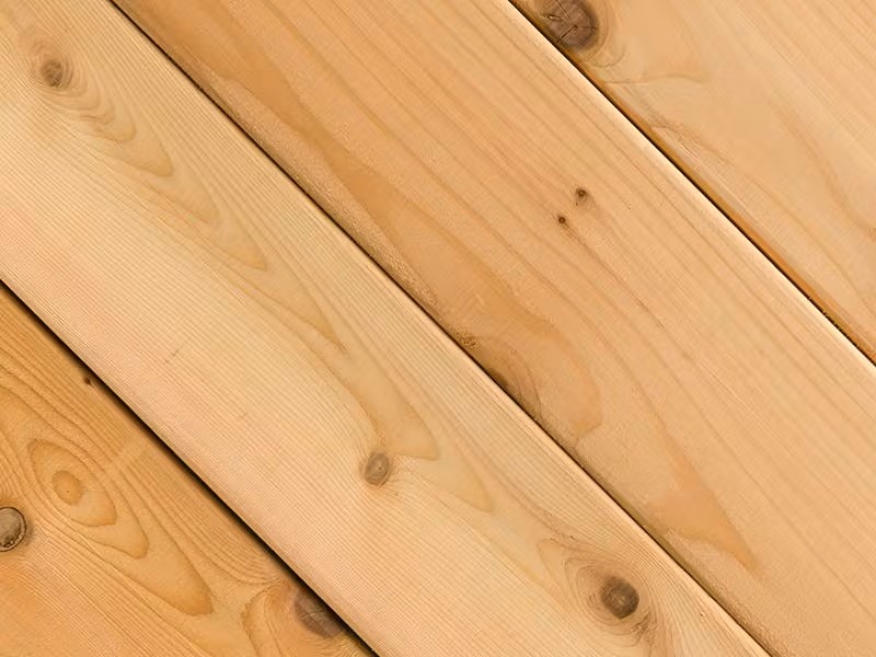 乾燥したウエスタンレッドシダーは割れが起こりにくい